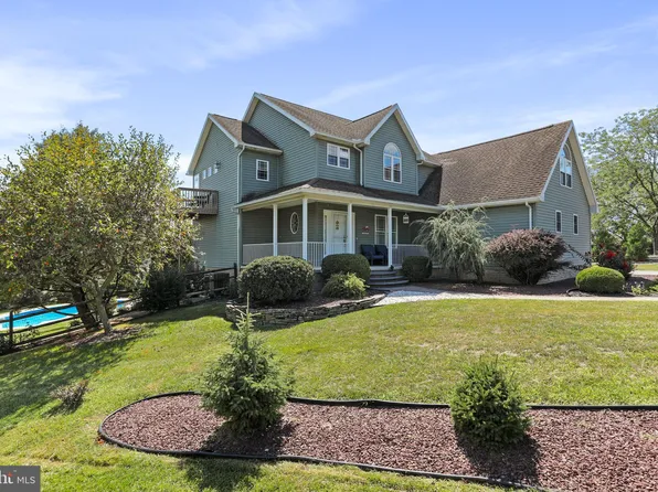 11726 Melrose Ave, Greencastle, PA 17225