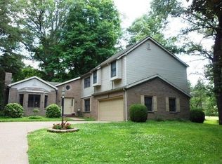 4802 Kuebler Rd, Evansville, IN 47720