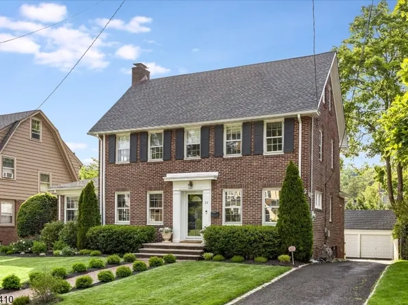 39 Kendal Ave, Maplewood Twp., NJ 07040