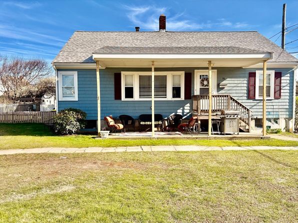 90-A Manomet Ave, Hull, MA 02045