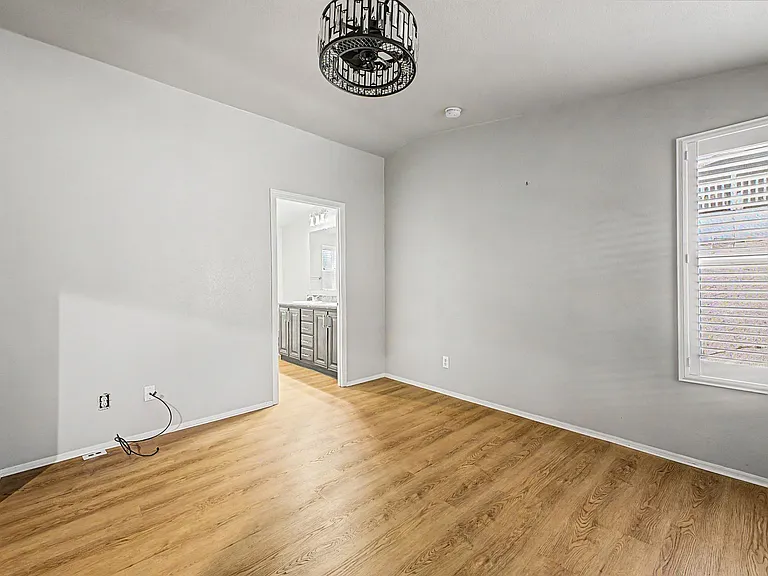 1702 E Michelle Dr — Photo 12