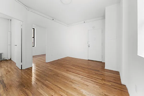 Rented by REAL New York | media 3