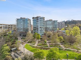 1930 S River Dr UNIT W102, Portland, OR 97201