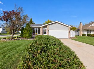 25631 S Middlepoint Ave, Monee, IL 60449
