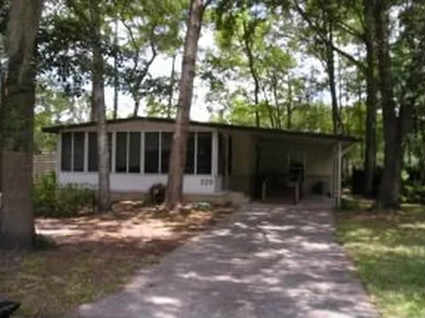 8781 NW 41st Cir, Gainesville, FL 32653