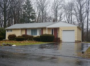 518 Helena Ave, Wyckoff, NJ 07481