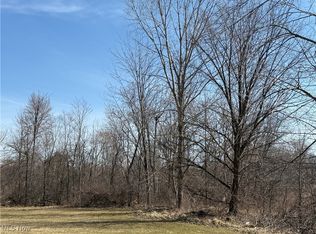 Eastlawn St, Lorain, OH 44052