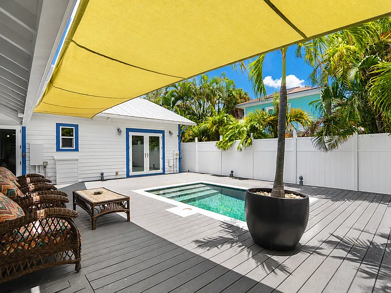 102 26th Ave — Photo 32