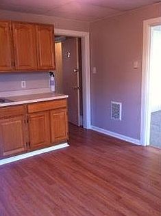 2nd image of 129 McGinnis Ave