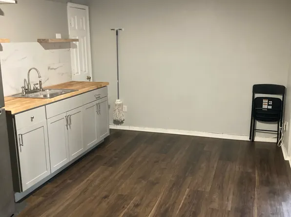 3103 Shadow Walk Ln, Tucker, GA 30084