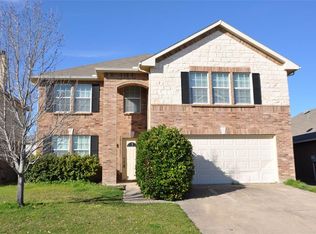 4553 Willow Rock Ln, Fort Worth, TX 76244