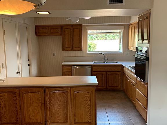 2nd image of 954 Logan Ave