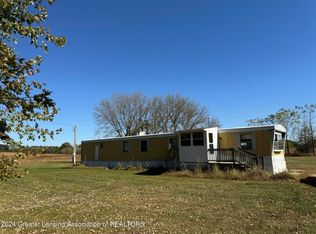 5885 S Royston Rd, Eaton Rapids, MI 48827