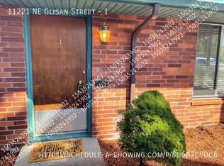 11221 NE Glisan St APT 1, Portland, OR 97220