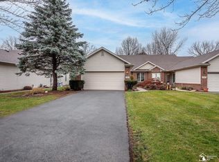 1634 Spruce Ct, Temperance, MI 48182