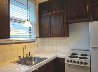 228 SE 26th Ave, Portland, OR 97214