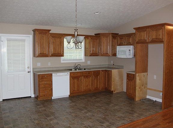 4th image of 314 Eastland Ct