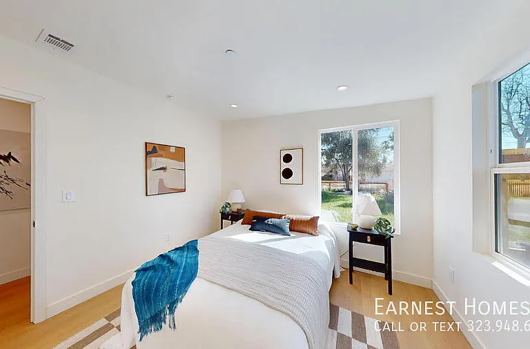 6441 Satsuma Ave #1 — Photo 8