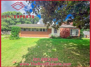 2772 N Grafhill Dr, Mobile, AL 36606