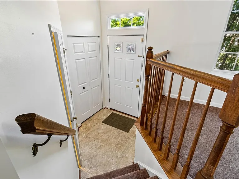 2420 Beechnut Pl — Photo 6