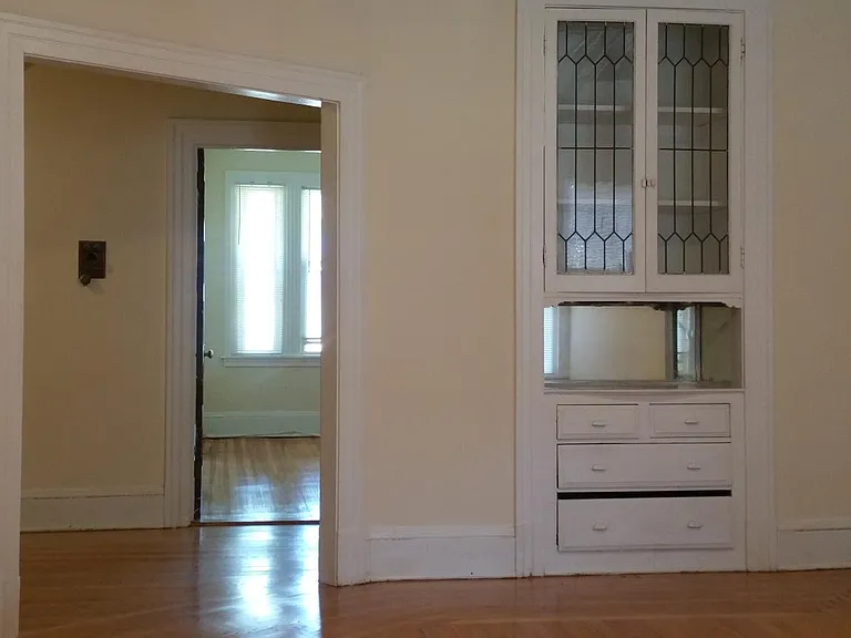 594 Prospect Ave #9 — Photo 2