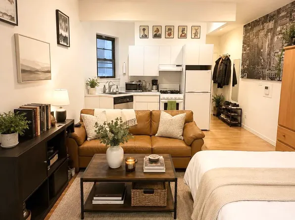 35 W 65th St APT 3, New York, NY 10023