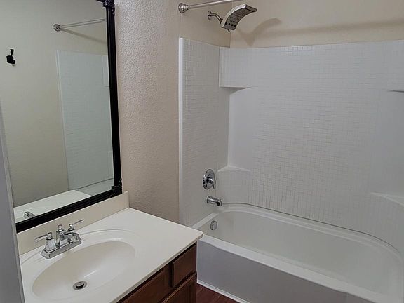 4th image of 12729 Northern Pine Dr