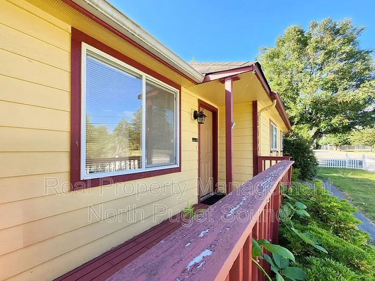 10914 Willow Rd #A — Photo 3