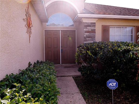 3rd image of 7032 Heatherbrook Dr