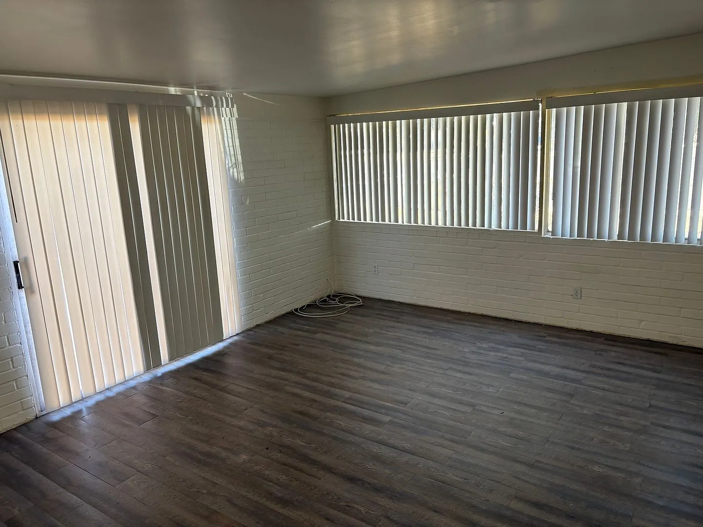 Classic Eastside 3/2 SFR - Move In Special — Photo 4