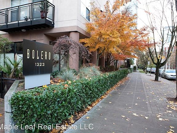 2nd image of 1323 Boren Ave APT 307