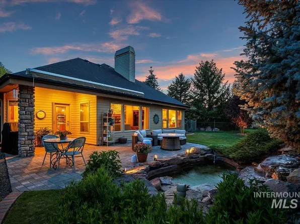 9024 W Pandion Ln, Garden City, ID 83714