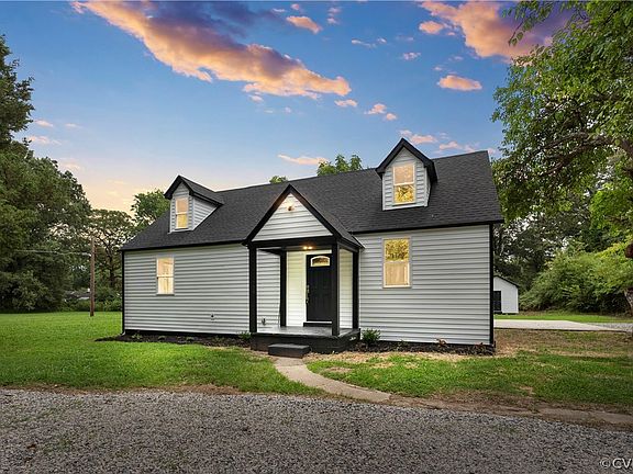 3rd image of 1901 Doron Ln