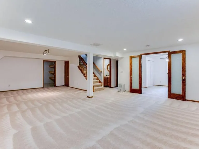 5410 Hyland Greens Dr — Photo 9