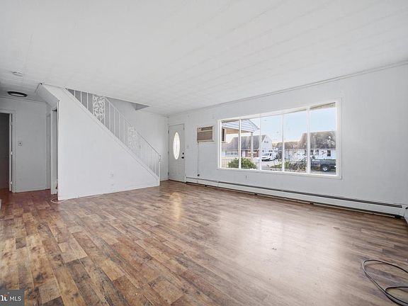 4th image of 58 Jolly Ln