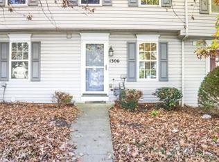 1306 Meadowbrook Dr, Canonsburg, PA 15317
