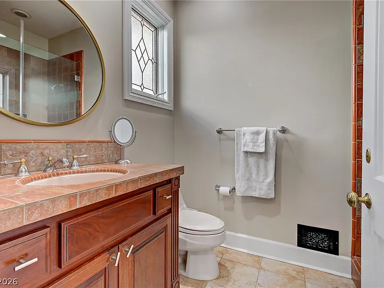 8628 Scarsdale Dr — Photo 35