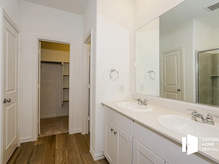 1332 Pistachio Dr — Photo 10