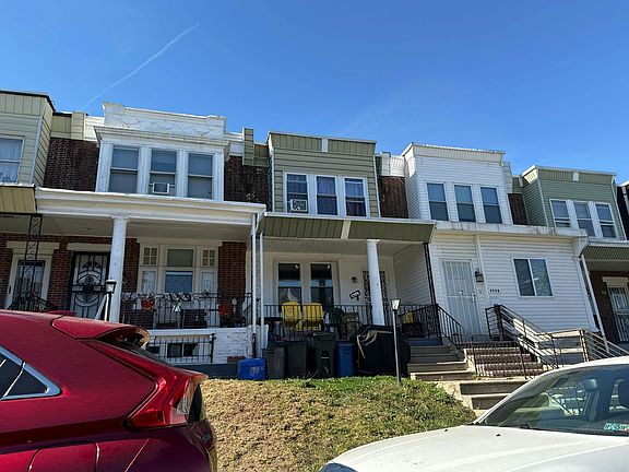 3rd image of 5726 N Lambert St