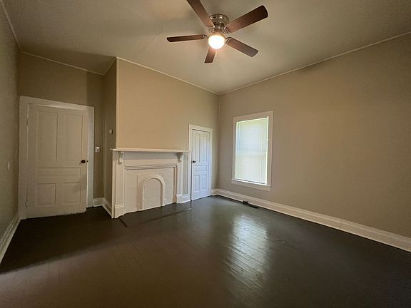2nd image of 216 1st St