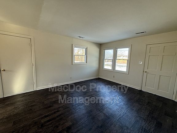 2nd image of 1804 Airport Ave