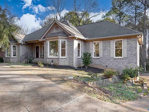3rd image of 1014 Seina Vista Dr