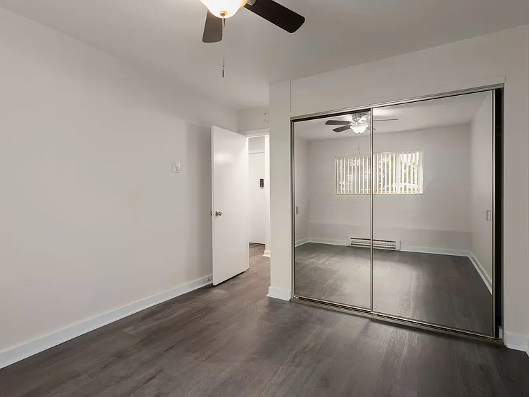 Cordova Apartments — Photo 48