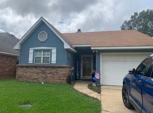 105 Shadow Lodge Cir, Pearl, MS 39208