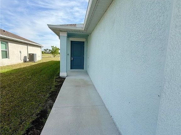 2nd image of 3850 Treasure Oak Way