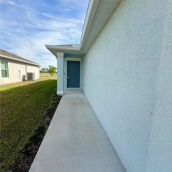 3850 Treasure Oak Way — Photo 2