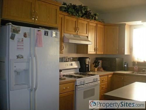 3rd image of 1208 Southwest Dr