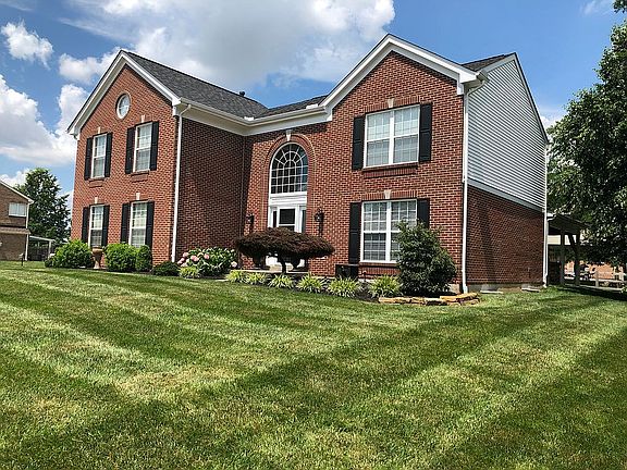 3rd image of 853 Crossings Dr