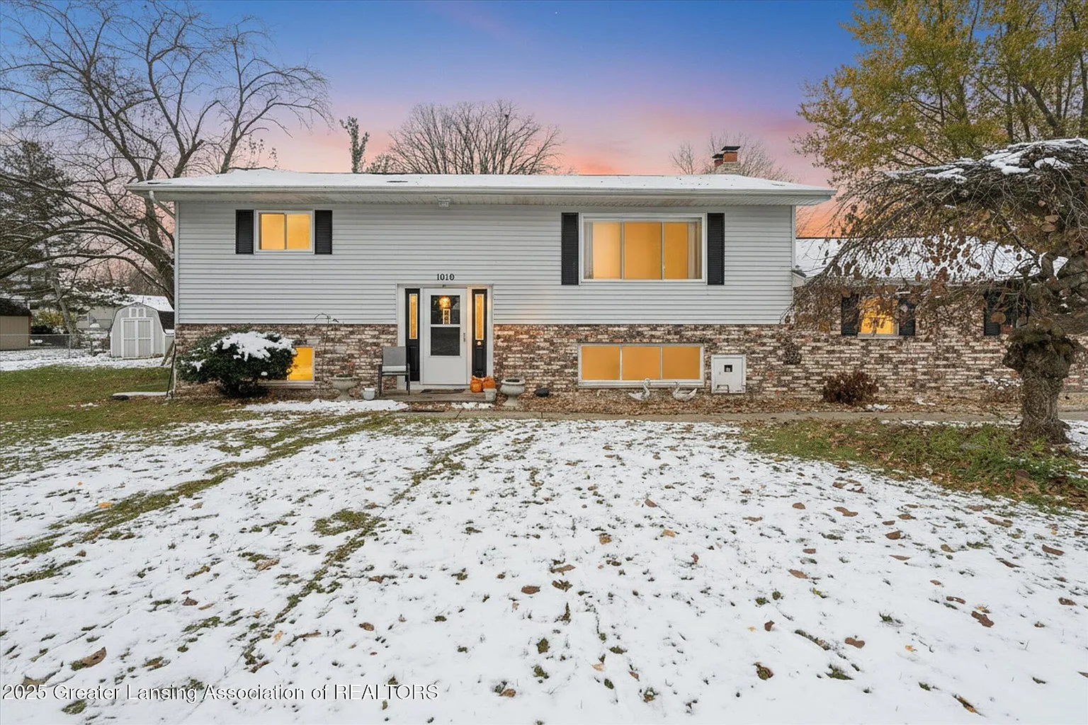 1010 Firwood St photo 1