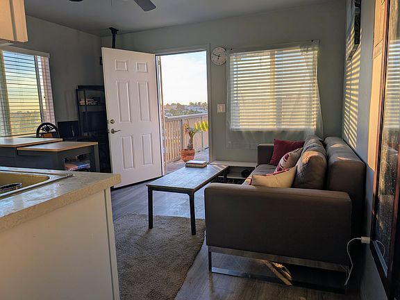 3rd image of 825 Winston Dr #2